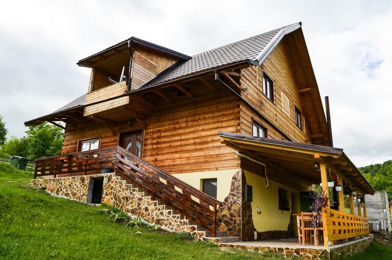 Cabana Ioana Munună Екстериор снимка